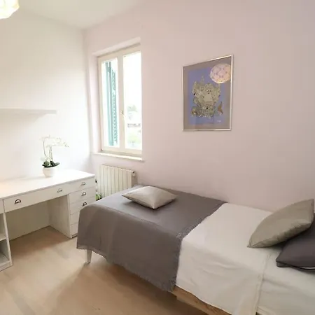 Comfort & Bright 3 Bedroom Appartement